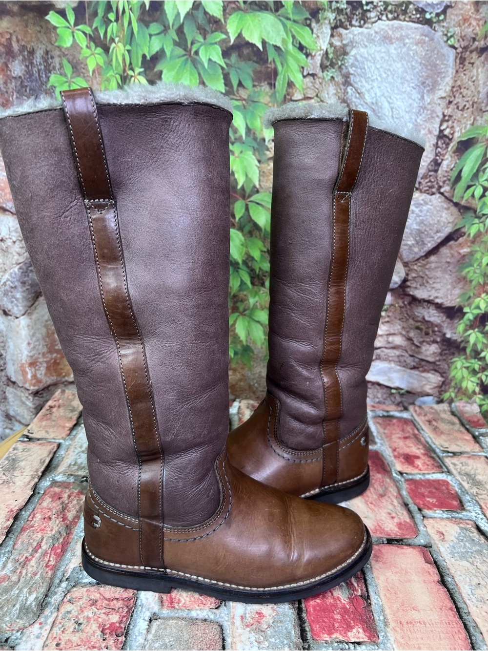 FRYE Tan and Brown Sherpa Lined Shearling Log Sole Tall Riding Boots, 5.5 - Picture 10 of 16